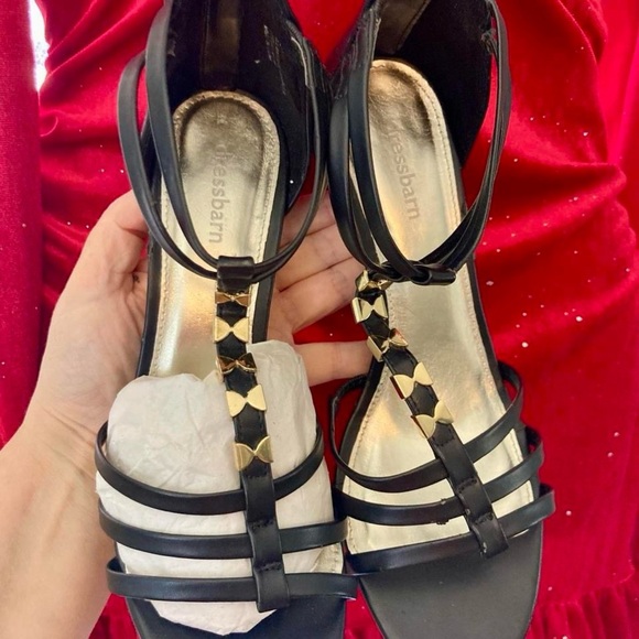 Black and Gold Strappy Sandals Dressbarn 8 - Picture 2 of 6